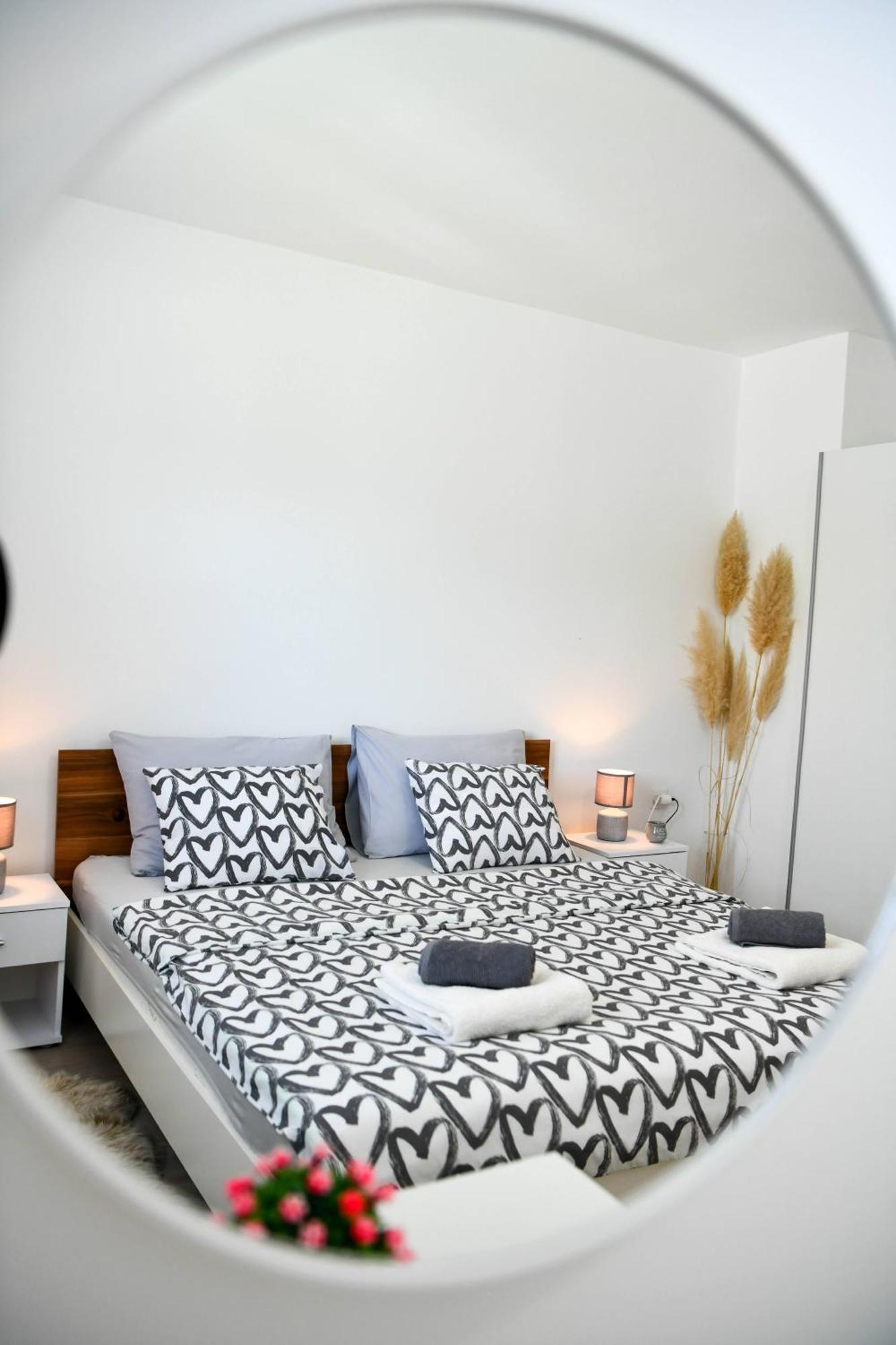 Apartman Tina ราโควิซา ภายนอก รูปภาพ
